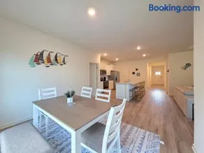 Cozy home near BMH and Hoover - Image 3