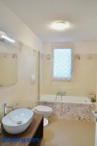Domus Arvali - Appartamento Superior con Terrazza Privata - Image 2
