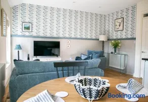 The Green House deluxe 2 bedroom upper floor apartments - Image 3