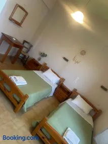Agiazi Vacation Rooms Pitsidia - Image 2