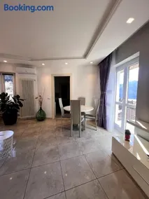 Casa Yuliya with lake view! - Image 5