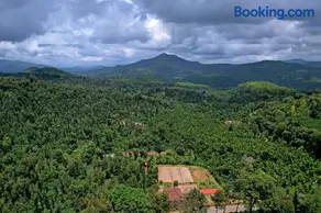 Balekhan Homestay - Heritage & Mountain View - Image 2