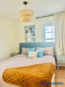 Cozy Hollywood Cottage - Walk to Larchmont Village - Image 4