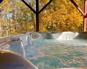 Breath of Heaven Cabin- Hot Tub, Deck, Pond, PETS - Image 2