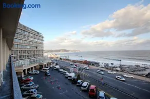Kennaway Hotel - Image 1