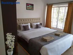 Oasis Beach Resort - Image 2