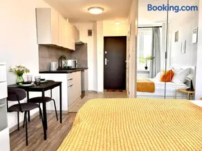Big City Life Apartment - Image 3