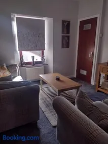 DRIFTWOOD coastal holiday flat - newly refurbished with 2 bedrooms - Image 3
