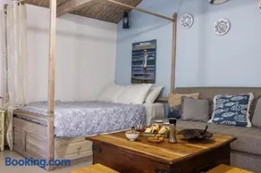 Yianna Cottage Studios - Image 1