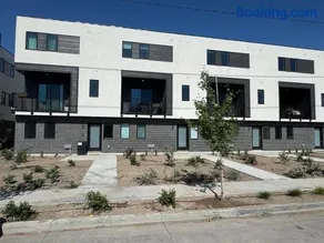 4BR Townhome near Downtown-SLC Airport - Image 3