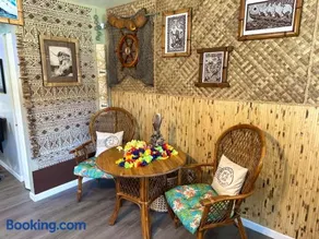 Kikis Tikis! Fun Themed Home - Image 2