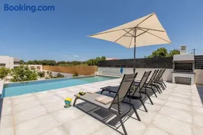 Menta Villa by Vintage Travel - Image 1