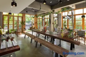 Hansa Bangkok House - Image 1