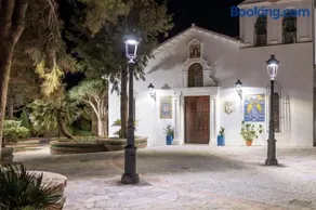 I AM Poolhouse - Image 2