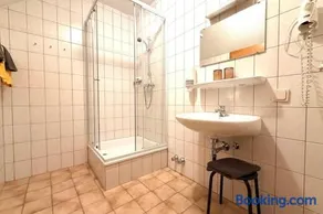 Hotel und Restaurant Römerstein - Image 4