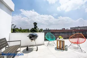 Nadal PH - Parkfront PH Private Terrace Near Polanco - Image 1