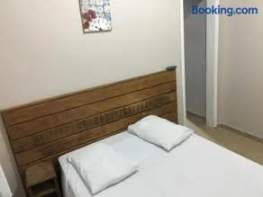 Big Hotel - Image 5