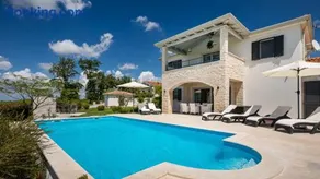 Beautiful Villa Marika with pool in Vizinada - Image 1