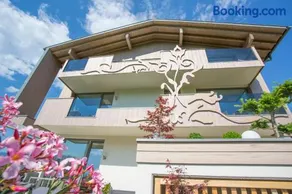 Enjoy The Alps - Aparthotel - Image 2