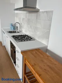Brand New Private 2BedRoom Guest House Near Airport & CBD - Image 3