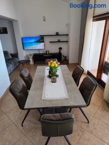 Apartment Vesela 2 - Image 4