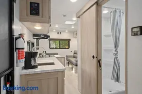 New Listing RV in Mount Dora 45 Mins from Disney - Image 4