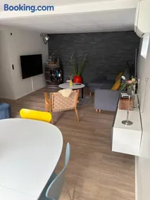 Nyistandsat højloftet kælderlejlighed på 70 m2 i Viborg centrum, med plads til 4 personer - Image 2
