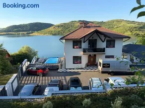 Panorama Lake Resort - Image 1