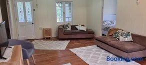 Harris Cottage - Image 2