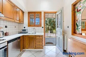 Elpis House - Image 4