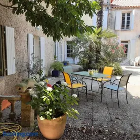 Annexe du pont de la Charente Côté jardin - Image 1