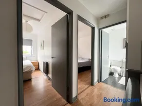 Well-equipped 4 Bedroom House close to City Centre - Image 1