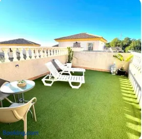 Pretty Bungalow Apartments - Image 2