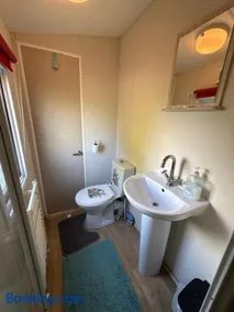 Caravan Holiday Home - Image 1