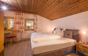 Johannishof - Image 4