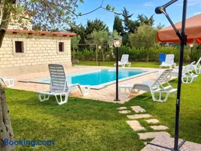 Charming Villa in Noto with Private Pool - Image 3