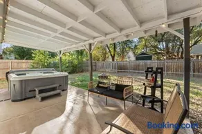 Spacious Home + Hot tub + Fire Pit + Play Loft - Image 1