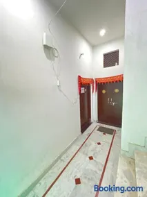 Shree Radha Madhav Homestay Barsana - Image 4