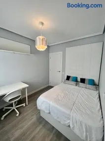 Piso Minimalista Reformado - Image 3