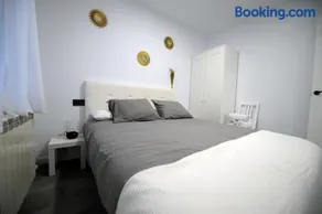 APARTAMENTOS LUDOVICO - Image 1