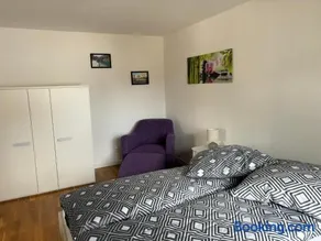 Geräumige Ferienwohnung in ruhiger Lage, perfekt zum Entspannen - Image 2