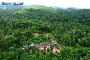 Karadikallu Homestay - Private Waterfalls, Trek, Hill Top, Home Food - Image 3
