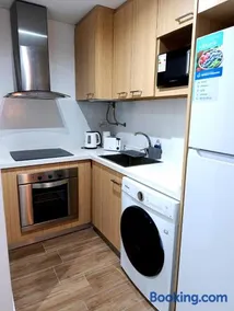 Hermoso Departamento en alquiler, Edificio Agora I, Villa Rosa - Image 1