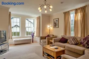 Finest Retreats - St Davids Country House - Image 3