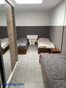 Hostel TCL - Image 1