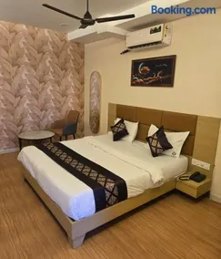 Hotel Silver Inn - Image 4