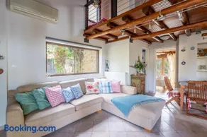 Magnolia Villa with Shared Pool, Sani #FeelsLikeHome - Image 1