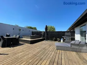 Wellness House - Image 1