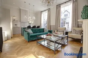 ch1 boutique stays - Image 1