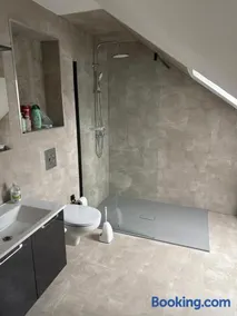 Neu renovierte 2 Zimmer Wohnung 24h Check-In - Image 3